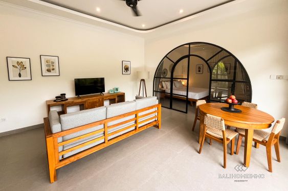 Image 3 from Vila Mediterania 2 Kamar Baru di Babakan