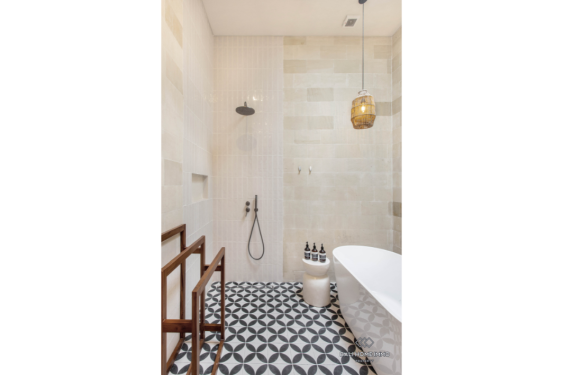 Image 14 from Villa moderne neuve de 2 chambres à vendre à Cemagi