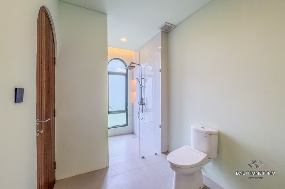 Image 16 from Villa neuve de 2 chambres à vendre en bail à Bali - Canggu Berawa