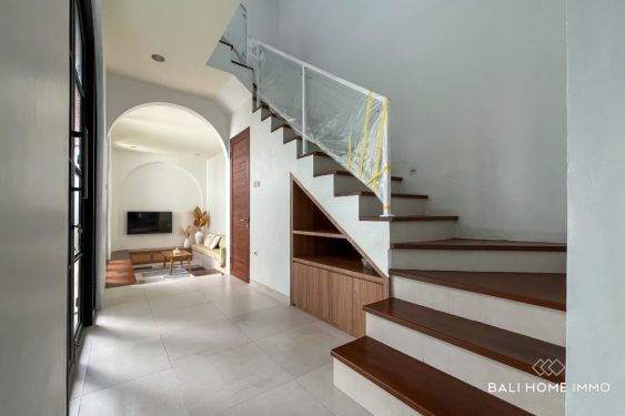 Image 6 from BEAUTIFUL 3 BEDROOMS VILLA WITH EXTRA ROOM FOR SALE LEASEHOLD and rent IN UNGASAN