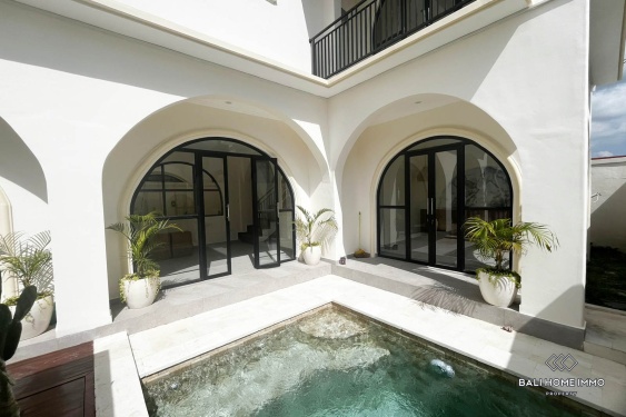 Image 2 from Villa keluarga baru dengan 3 kamar dijual di Buduk Canggu.