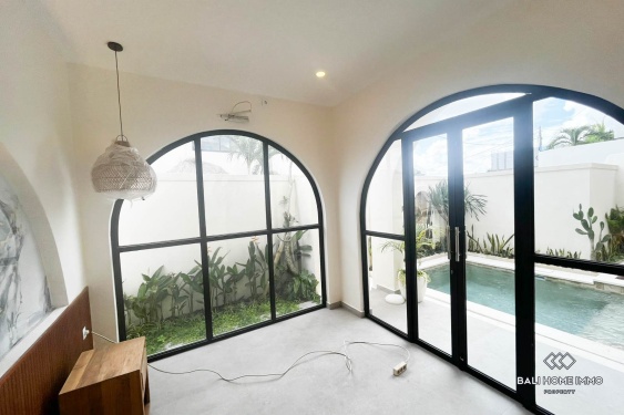 Image 3 from Villa keluarga baru dengan 3 kamar dijual di Buduk Canggu.