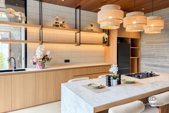 Image 9 from Vila Modern 3 Kamar Baru Dijual di Kuta