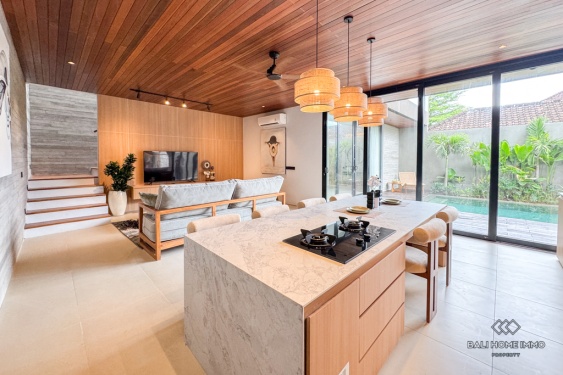 Image 11 from Vila Modern 3 Kamar Baru Dijual di Kuta