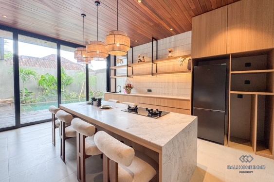 Image 8 from Vila Modern 3 Kamar Baru Dijual di Kuta