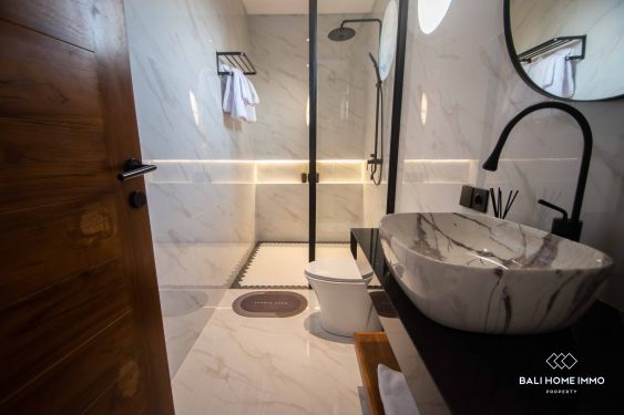 Image 12 from 3 Bedroom Modern Villa inside Gated Residence for Rent in Bali Seminyak