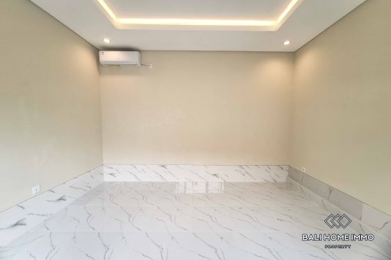 Image 5 from Vila 3 Kamar Baru untuk Disewa di Sisi Perumahan Canggu