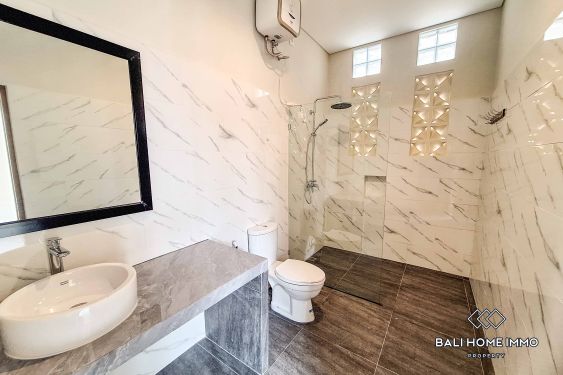 Image 8 from Vila 3 Kamar Baru untuk Disewa di Sisi Perumahan Canggu