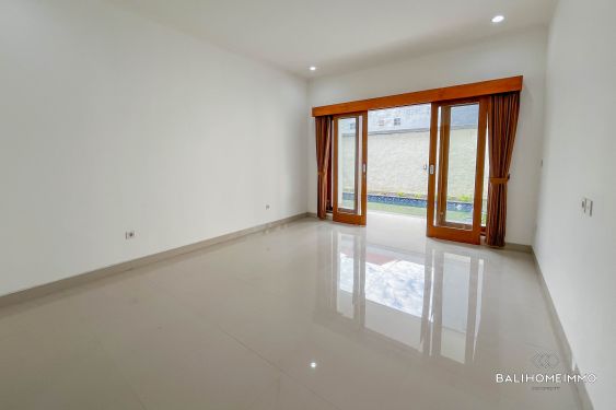 Image 9 from Villa Baru  3 Kamar Disewakan di Kerobokan Bali