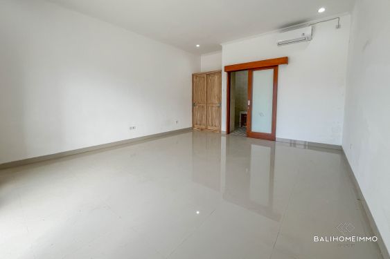 Image 11 from Villa Baru  3 Kamar Disewakan di Kerobokan Bali