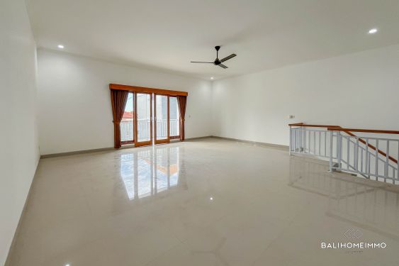 Image 7 from Villa Baru  3 Kamar Disewakan di Kerobokan Bali
