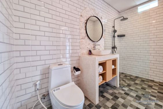 Image 15 from Dijual dan Disewakan Villa Baru 3 Kamar di Bali Canggu Residential Side