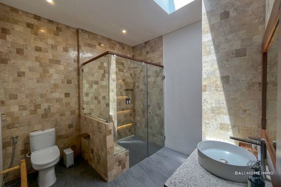 Image 15 from Villa Keluarga Baru 3 Kamar Dijual di Canggu Bali