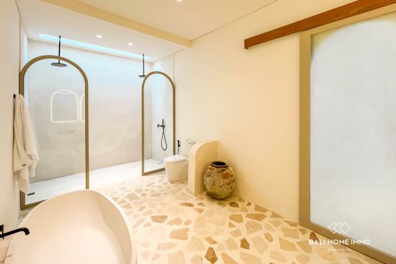 Image 15 from Vila 3 Kamar Baru Dijual di Sisi Perumahan Canggu