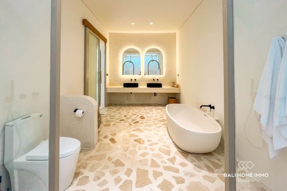 Image 14 from Vila 3 Kamar Baru Dijual di Sisi Perumahan Canggu