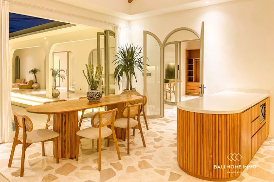 Image 7 from Vila 3 Kamar Baru Dijual di Sisi Perumahan Canggu