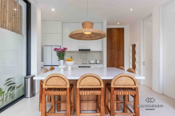 Image 3 from Villa 3 Kamar Baru Dijual Hak Milik di Bali Canggu Batu Bolong