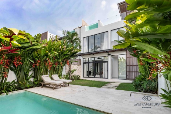 Image 1 from Villa 3 Kamar Baru Dijual Hak Milik di Bali Canggu Batu Bolong