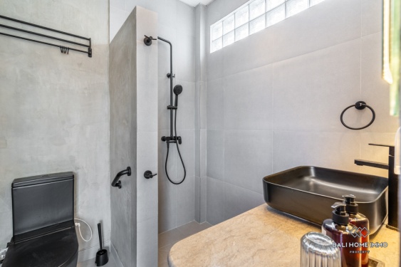 Image 15 from Villa neuve de 3 chambres à vendre en bail emphytéotique à Kuta Legian, Bali