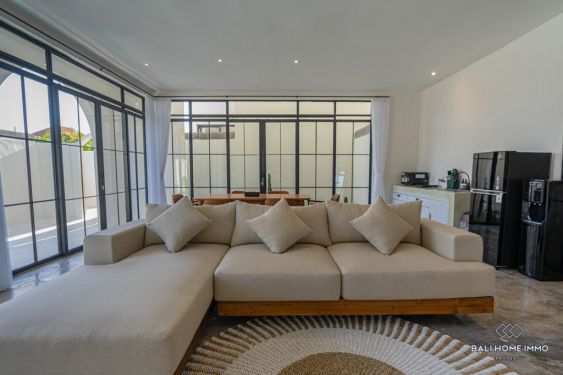 Image 5 from Villa  Baru 3 Kamar untuk Disewakan Tahunan di Bali Canggu Batu Bolong Echo Beach