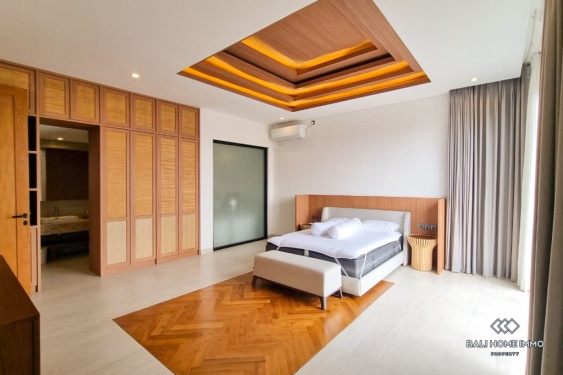 Image 12 from Brand New 3 Bedroom Villa for Yearly Rental in Bali Kerobokan