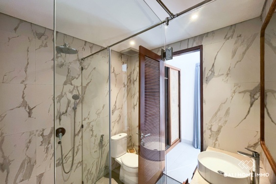 Image 13 from Dijual Villa 3 Kamar Baru  Berpemandangan Sawah di Kedungu