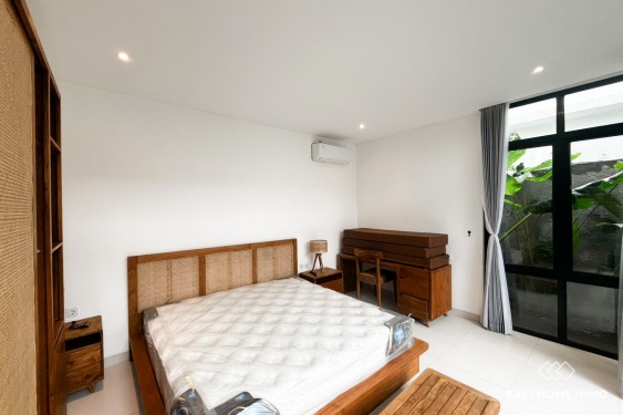 Image 11 from Dijual Villa 3 Kamar Baru  Berpemandangan Sawah di Kedungu