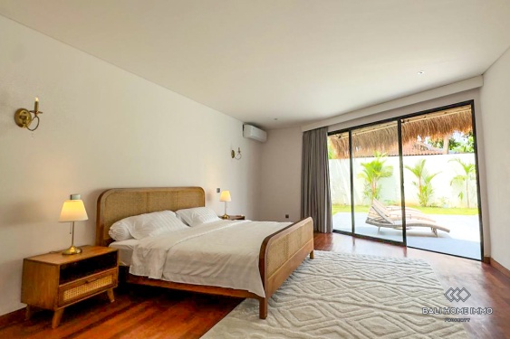Image 17 from Brand new 3 Bedrooms villa for rentals in Bali Seminyak residential side