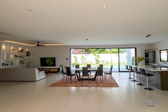 Image 4 from Brand new 3 Bedrooms villa for rentals in Bali Seminyak residential side