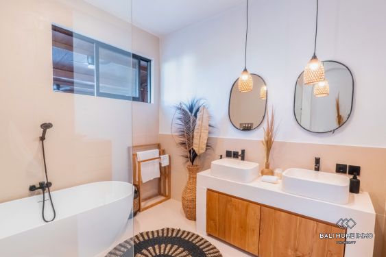 Image 18 from Vila 3 Kamar baru dijual hak sewa di Bali Canggu Berawa