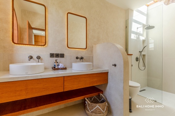 Image 20 from Villa familiale tropicale neuve de 4 chambres à louer et à vendre à Umalas