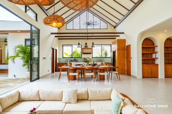 Image 8 from Villa familiale tropicale neuve de 4 chambres à vendre et à louer à Umalas