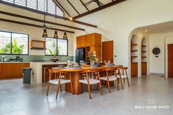 Image 10 from Villa familiale tropicale neuve de 4 chambres à vendre et à louer à Umalas