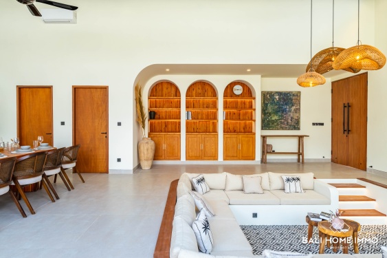 Image 5 from Villa Keluarga Tropis Baru dengan 4 Kamar untuk Dijual dan Disewakan di Umalas