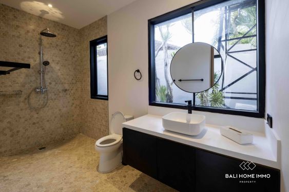 Image 11 from Vila 4 Kamar  Baru untuk Disewa di Seminyak