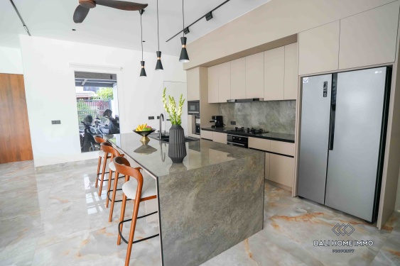 Image 9 from Villa neuve de 5 chambres à vendre et à louer près de Berawa, Bali