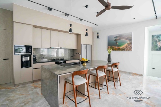 Image 8 from Villa neuve de 5 chambres à vendre et à louer près de Berawa, Bali