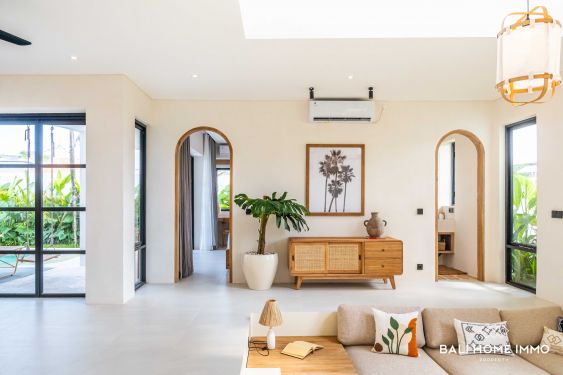 Image 5 from Brand New 4 Bedroom Villa for Sale Leasehold in Bali Near Seseh Beach