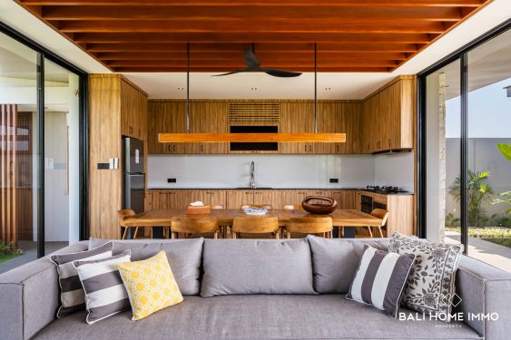 Image 4 from Vila Baru modern 4 kamar tidur disewakan jangka panjang di Bali Pererenan Tumbak Bayuh