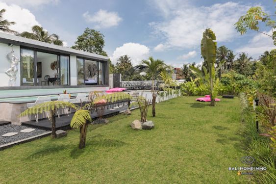 Image 3 from Dijual villa modern 4 kamar dengan taman luas di Bali Ubud