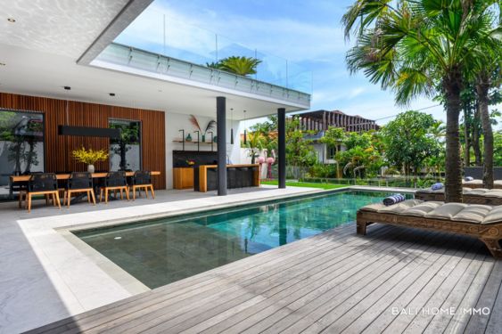 Image 4 from BRAND NEW 4 BEDROOMS  LUXURY VILLA WITH PANORAMIC SEA VIEW FOR SALE FREEHOLD IN UNGASAN