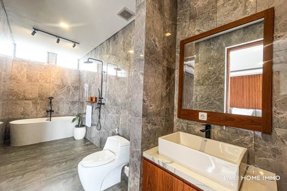 Image 15 from BRAND NEW 4 BEDROOMS VILLA FOR SALE AND RENT IN BALI NUSA DUA