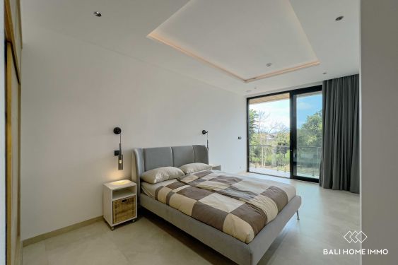 Image 11 from Villa moderne neuve de 5 chambres à vendre en pleine propriété à Tumbak Bayuh