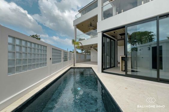Image 1 from Vila Modern 5 kamar baru dijual bebas di Tumbak Bayuh