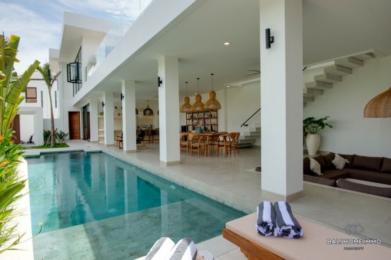 Image 2 from Villa Baru dengan 5 Kamar Disewakan jangka Panjang di Wilayah peruman Canggu Bali
