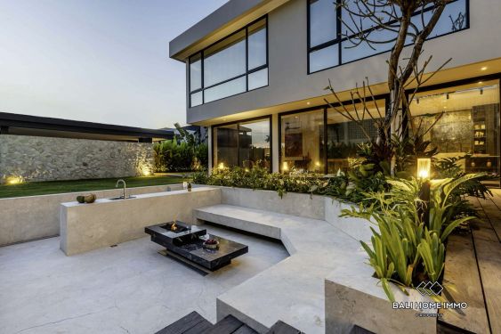 Image 2 from Brand new 5 Bedroom Villa for Sale Leasehold in Bali Umalas