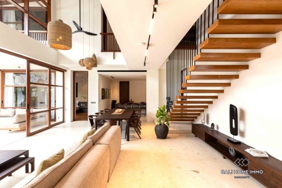 Image 3 from Brand new 6 Bedroom Luxury Villa For Sale and rent in Nyanyi