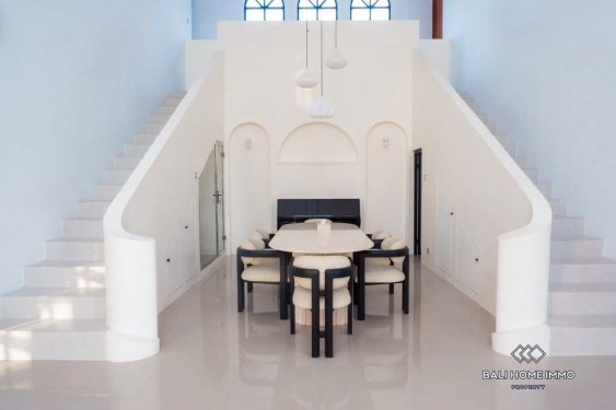 Image 4 from Vila Baru Mediterania Mewah 8 Kamar Tidur Disewakan Jangka Panjang di Bali Tumbak Bayuh