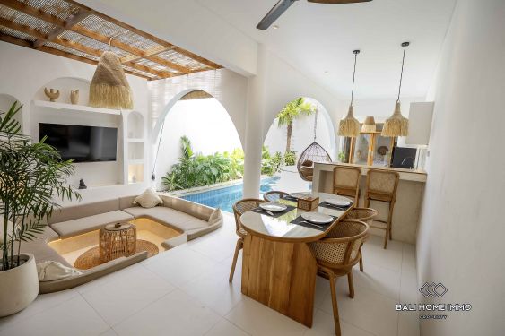 Image 3 from Villa neuve et entièrement meublée de 2 chambres à coucher à Seminyak à vendre en bail