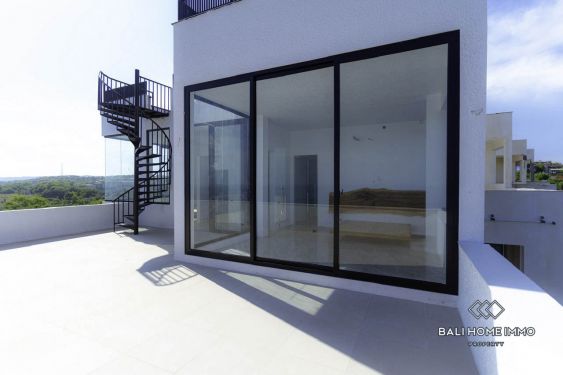 Image 15 from Dijual Vila Mewah Baru dengan 4 Kamar Tidur dan Pemandangan Laut di dekat Pantai Pandawa